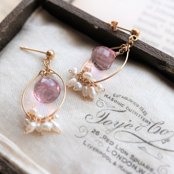 新*14kgf！ Kunzite Quartz and Pearl Charm 耳環（允許戴耳環） 第1張的照片