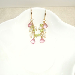 再次上架！訂單生產！耳環允許的！ 14kgf櫻花盛開的淡水珍珠和粉紅色托帕石耳環 第4張的照片