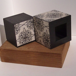 ＜紙の箱＞立方体からくり貯金箱アラベスク柄 5枚目の画像