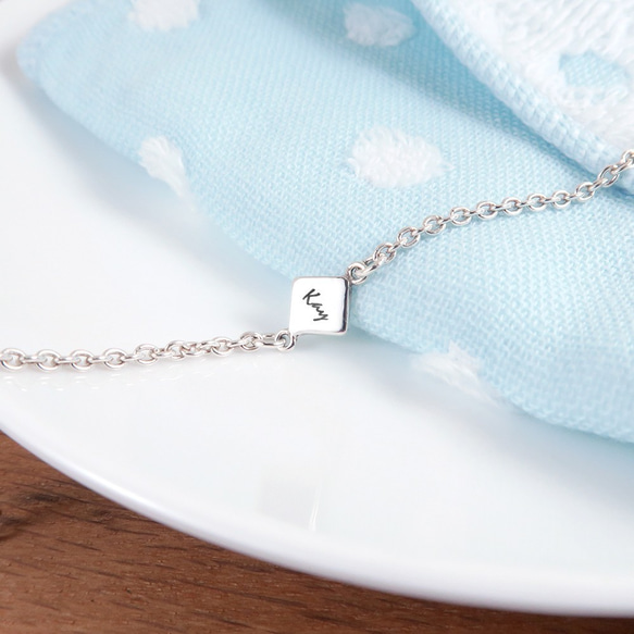 小巧方塊 兒童手鍊 SV925 純銀刻字手鍊 嬰幼兒彌月禮 親子銀飾 第1張的照片