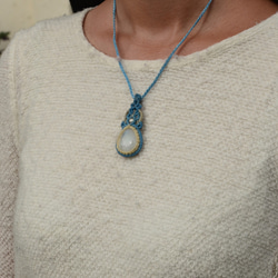 【客製化禮物】天然水晶月光石花邊編織項鍊 第6張的照片