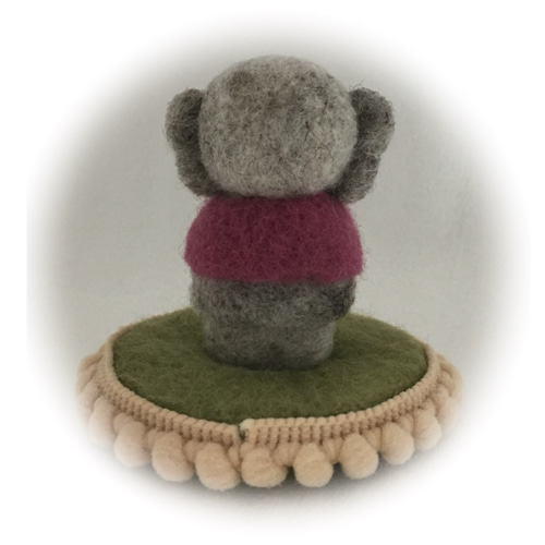 羊毛フェルトのお地蔵さん「台座付き」 羊毛フェルト もふもふFlower 2