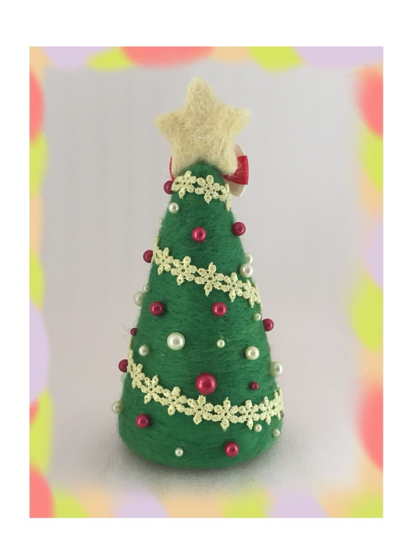 羊毛フェルトのクリスマスツリー 2枚目の画像