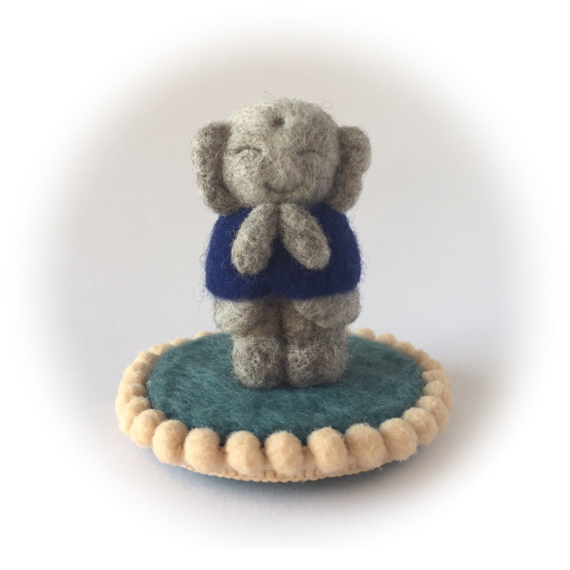 ✿羊毛フェルト✿みや様✿グレー羊さん✿たんぽぽ✿ハチさん、他✿