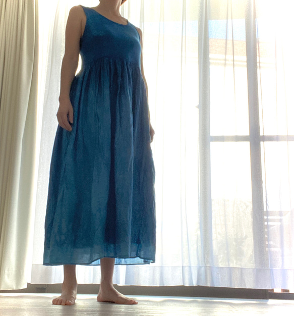 藍染め　青のドレス 3枚目の画像
