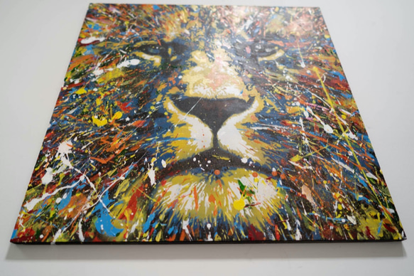 Title "LION (multi color edition)" contemporary paint 第5張的照片