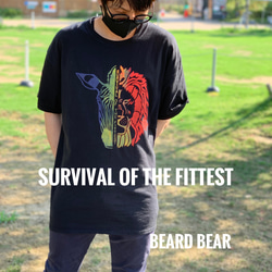 Survival of the fittest （弱肉強食）アニマル　Tシャツ 1枚目の画像