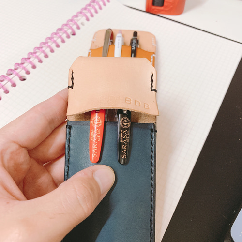 セミオーダーメイド］本革のシンプルペンケース 3本バージョン