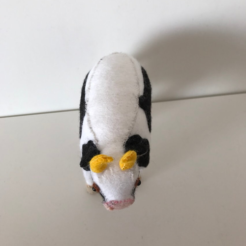 人気商品♪ リアルでキュート【牛】オブジェ ぬいぐるみ インテリア