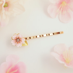 桜のヘアピン  ～花の宴～ （ つまみ細工＊受注制作 ） 2枚目の画像