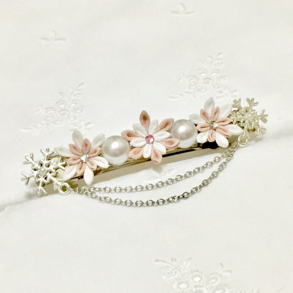 雪花髮夾*Yuka*（Tsumami work *Made-to-order） 第1張的照片