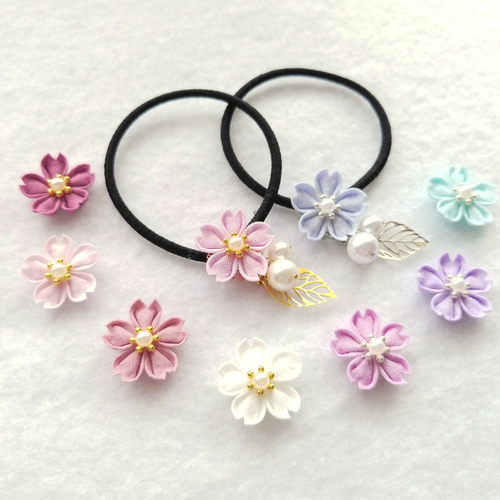 桜の花のヘアゴム （ つまみ細工＊受注制作 ） ヘアゴム つまみ細工の