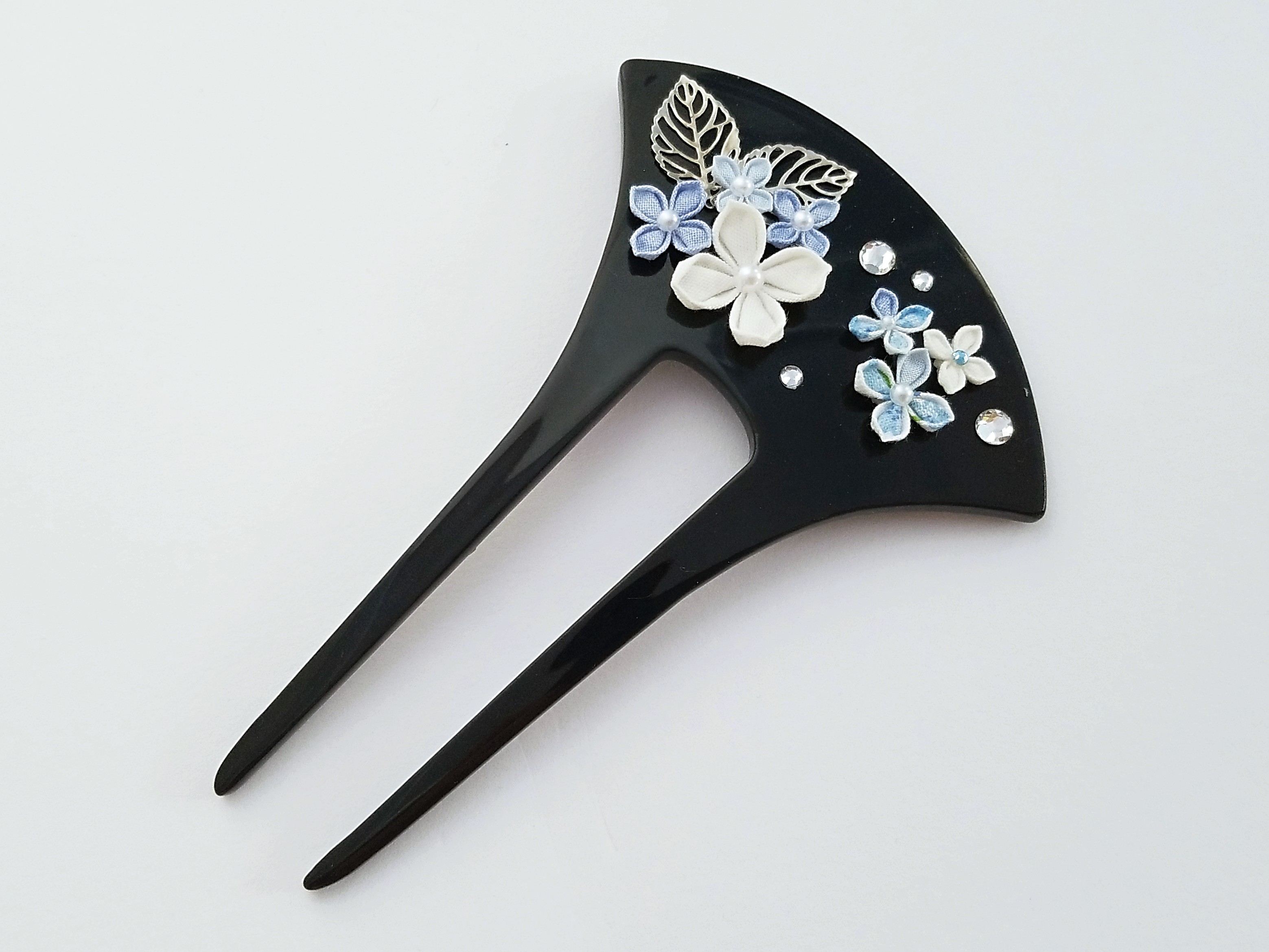 ⟪全2色⟫  あじさいの協奏曲かんざし （ つまみ細工＊受注制作 ）