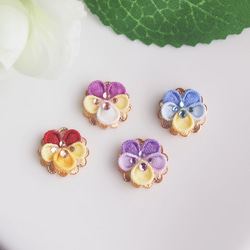 Viola」ビオラ刺繍ピアス/イヤリング イヤリング