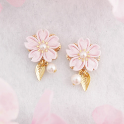 Cherry Blossom Wish 耳環（Tsumami Work *Made-to-Order） 第2張的照片