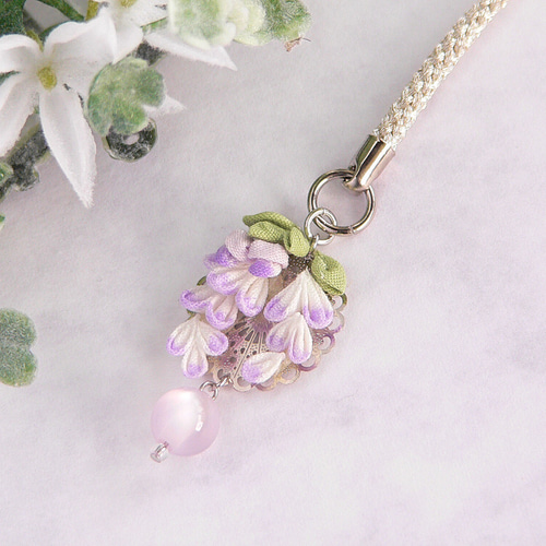 藤の花のストラップ （ つまみ細工＊受注制作 ） キーホルダー つまみ