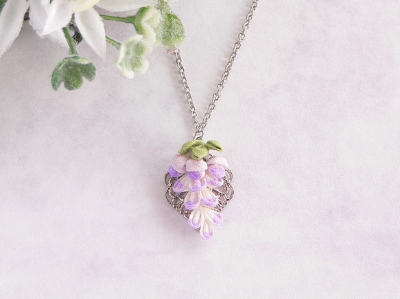 藤の花のネックレス （ つまみ細工＊受注制作 ） ネックレス