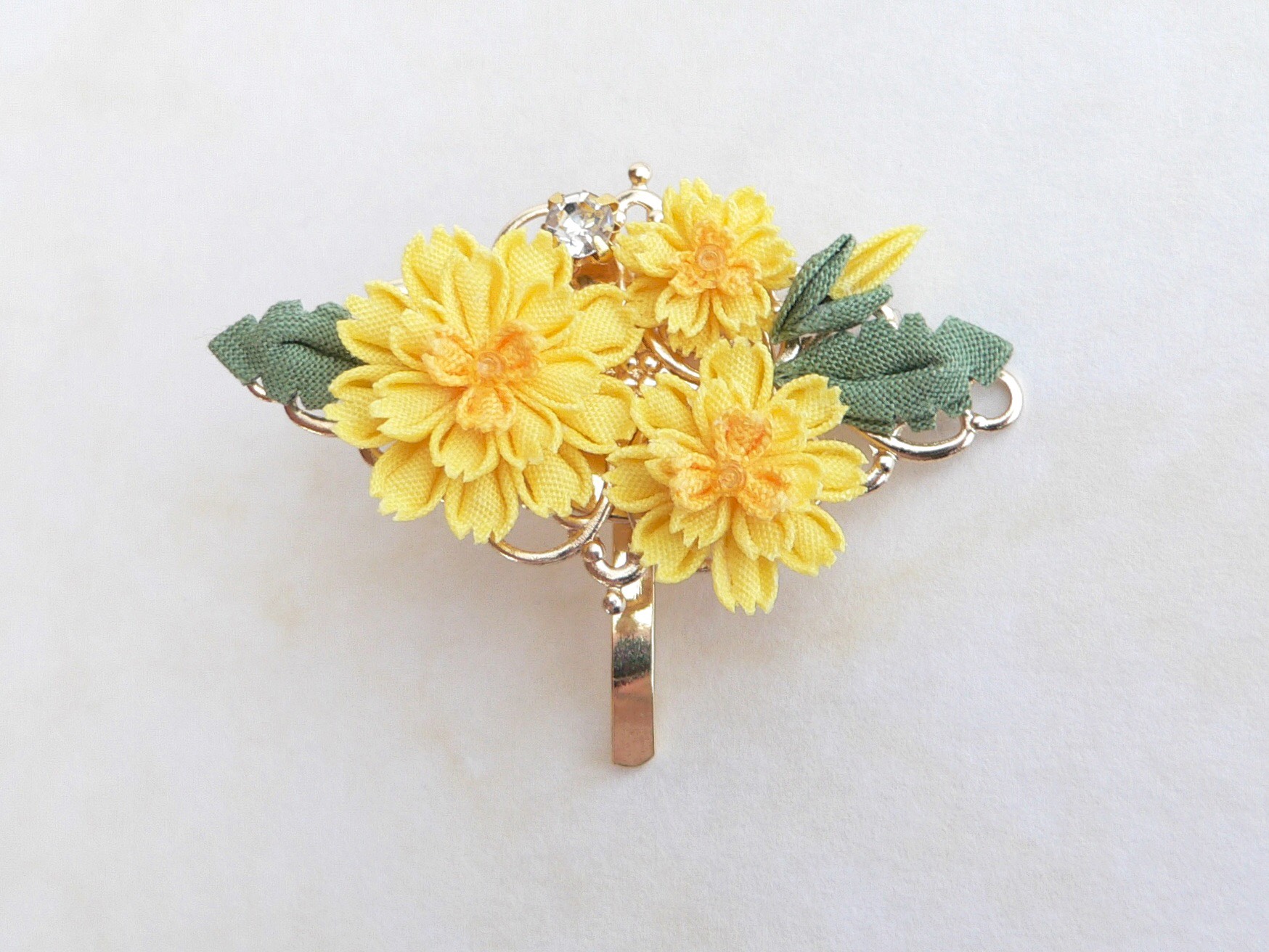 たんぽぽのポニーフック （ つまみ細工＊受注制作 ）