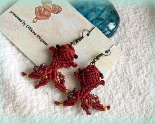 ゆらゆら・・・♪マクラメ金魚ピアス ピアス（フック・チェーン