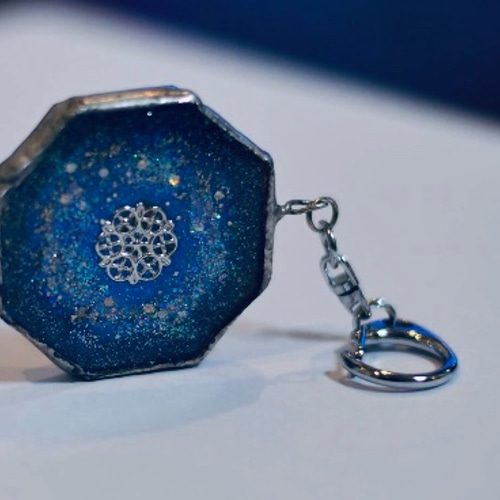 ガラスの八角形の鏡ペンダントトップ 魔除け 宇宙 ペンダントトップ