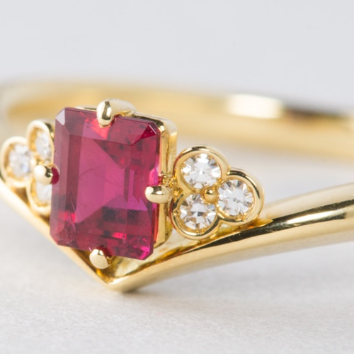 レッドベリルのフリーサイズリング 楽天市場】レッドベリル リング K18 指輪（レッドエメラルド S