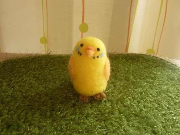 幸せを呼ぶ黄色いインコ 1枚目の画像