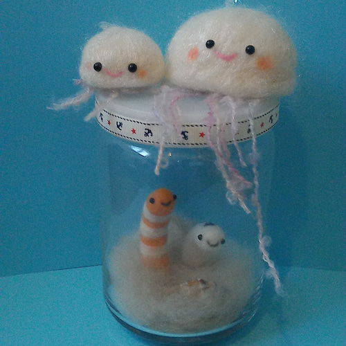 チンアナゴ水族館 羊毛フェルト みーにゃ 通販 1550453｜Creema(クリーマ)