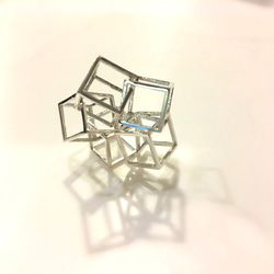 [再販]構造美 建築 揺れるキューブネックレス 5連 シルバー925 彫刻 オブジェ モビール 幾何学 数学 4枚目の画像