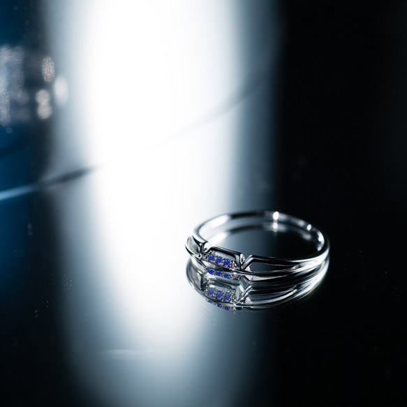 藍寶石戒指 藍色白金戒指 清新幾何金飾女戒 優雅藍寶金戒指 個性寶石戒指 輕珠寶生日禮物 Sapphire ring 第3張的照片