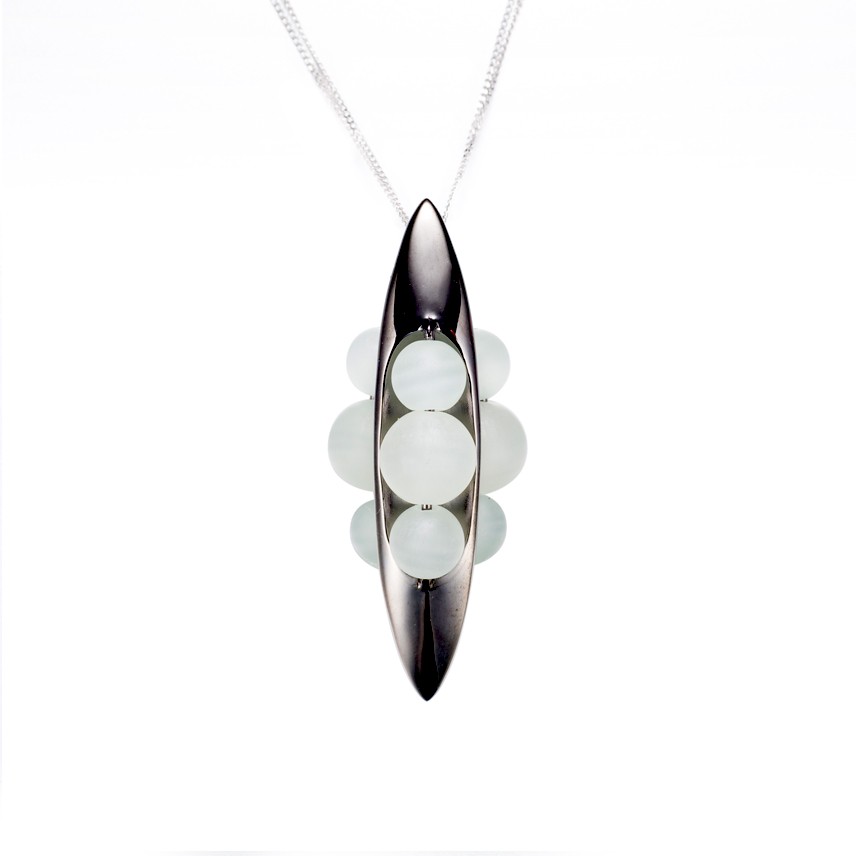 グリーンクリスタルスターリングシルバーネックレスグリーン人格紳士シルバー特別なつや消しクリスタルネックレス925シルバー誕生日プ