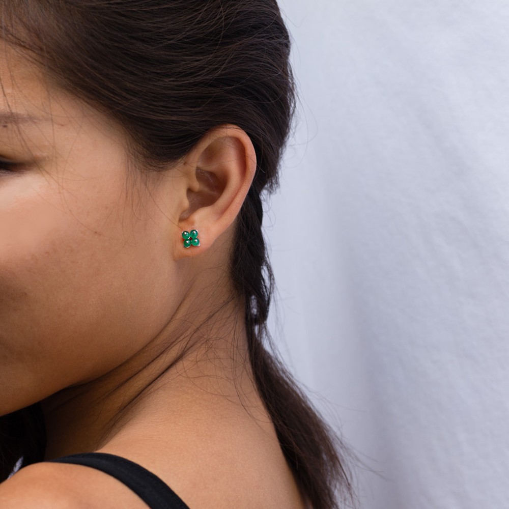 オリジナルグリーンイヤリングシアンゴールドライトジュエリーデザイナーWenchuangプラチナイヤリング革新的な韓国風スタッドピ