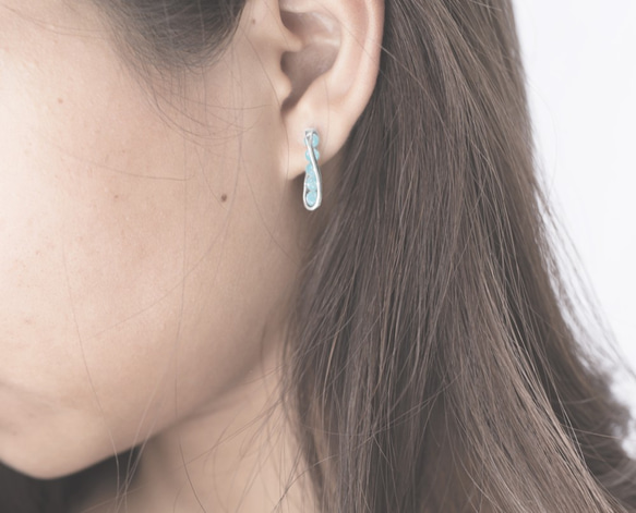 原創14k海藍色耳環輕珠寶 設計師文創白金耳環 創新韓風耳釘 小清新簡約設計 [Blue drop earring] 第2張的照片