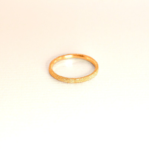 K18PG(18金ピンクゴールド) 平打ちスリムリング(S) スターダスト加工