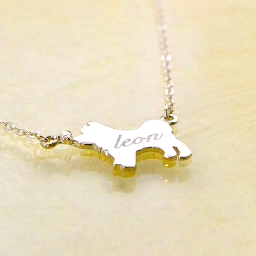 ビーン型Pt900デザインペンダントネックレス、専門店より出品です。