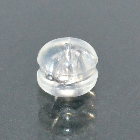 2.5mm 一粒ダイヤモンド 6本爪スタッズピアス PT900(プラチナ) 9枚目の画像