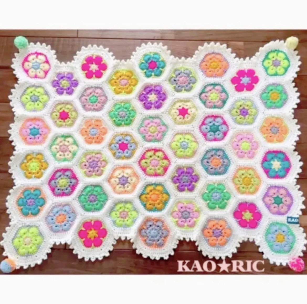 [即日発送可能]★KAO★RICオリジナル アフリカンフラワーモチーフのブランケット♪ハローサーカス