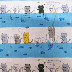 釣りをする猫　水色　通帳ポーチ通帳ケース 5枚目の画像