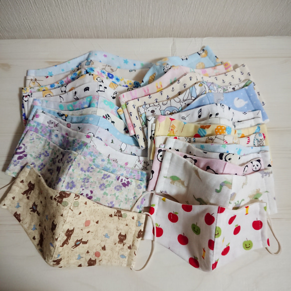 柄とサイズが選べる子供用立体ガーゼマスク2枚セットで☆パンダ柄やネコ柄、かわいい柄色々☆男の子、女の子 1枚目の画像