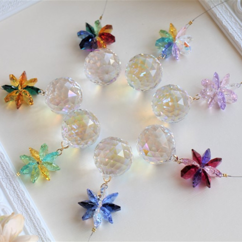 サンキャッチャー♡ハンドメイド品「3つのピンクのフラワー❁﻿.」 サンキャッチャー♡ハンドメイド品「3つのピンクのフラワー❁﻿.」