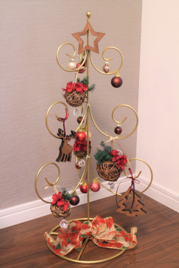 sale！送料無料！【クリスマス】ブライトボールとサンキャッチャーのクリスマスツリー 1枚目の画像