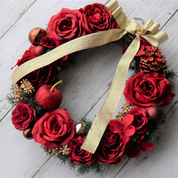 【クリスマス】姫リンゴとバラたっぷりのクリスマスリース（赤） 2枚目の画像