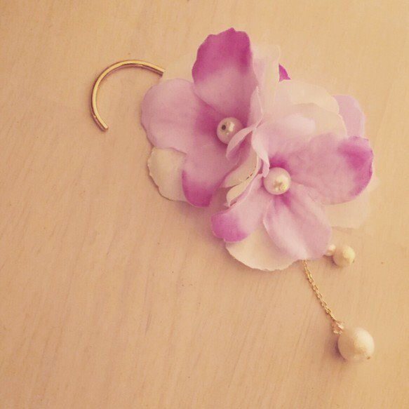 【再販】紫陽花とコットンパールのイヤーフック＊ピンク 2枚目の画像