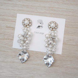 192.Botanical rich pearl ピアス✴イヤリング　　cocoange結婚式ウェディングお呼ばれ上品白 1枚目の画像