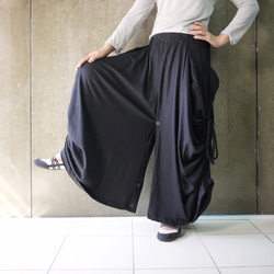 Funky Steampunk Convertible Black Cotton Jersey Skirt/Pants 第3張的照片