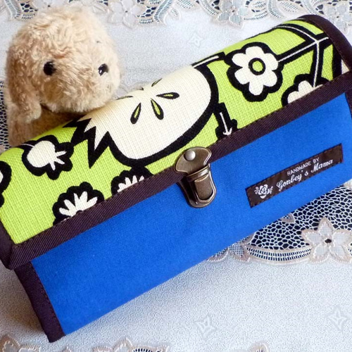 蜂の巣 ショーケース付き 蜂の巣 ショーケース付き