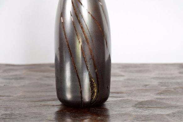 黒花瓶～金箔ライン～ 3枚目の画像