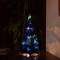 ステンドグラスのクリスマスツリー 2枚目の画像
