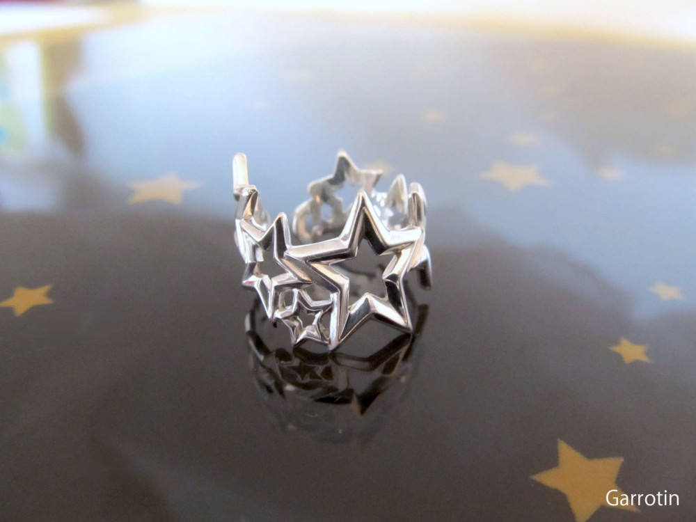 8と1/5個の星のリング