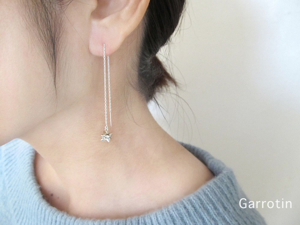 瞬く星のピアス