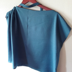 青色アシンメトリ―デザインシャツ 2枚目の画像
